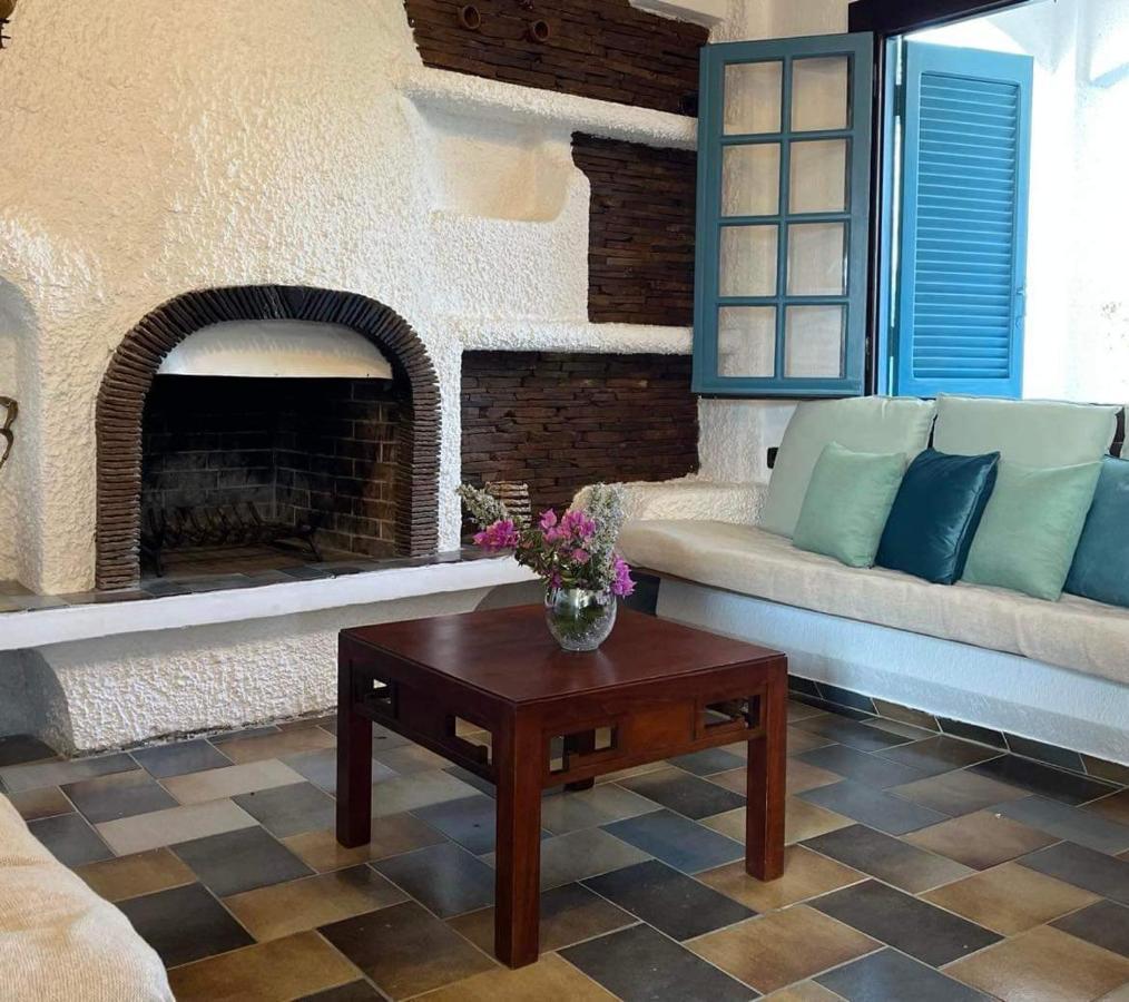 Villa Velissarios: Wonderful Villa Next To Beach Aegina Bagian luar foto